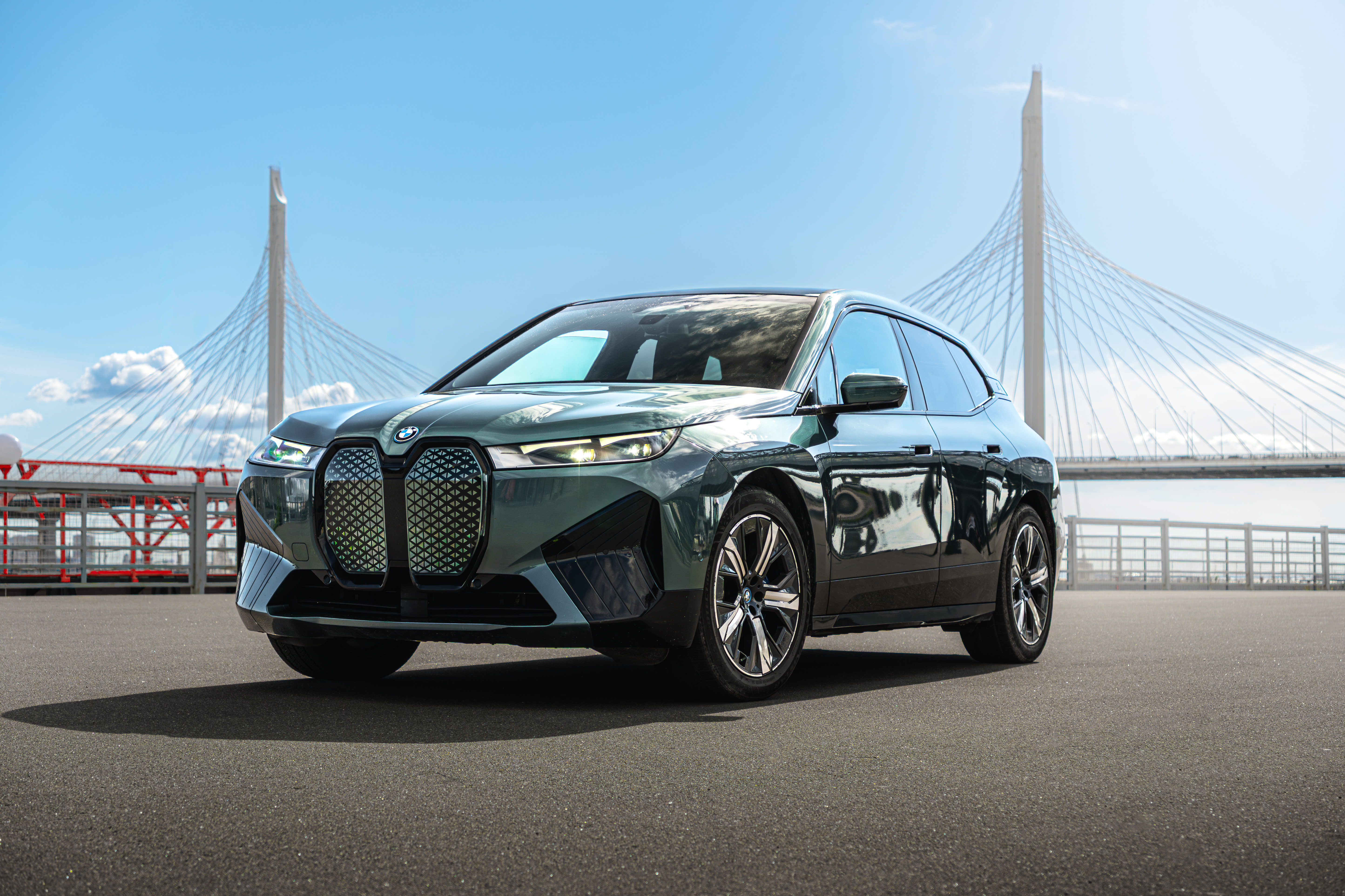 BMW iX